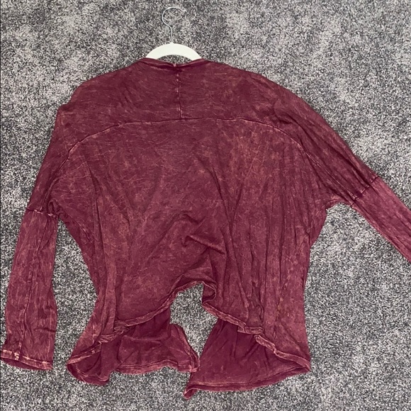 MAROON SWEATER - Picture 3 of 3